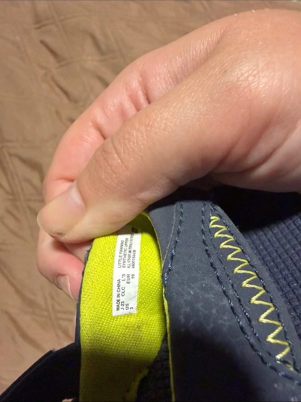 Reef Kids Navy and Neon Yellow Hook‑Back Sandal